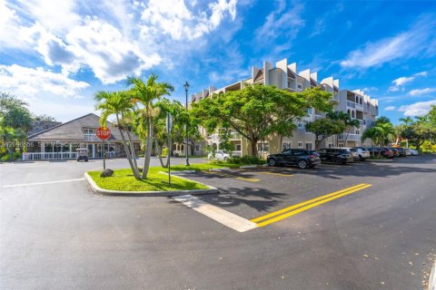 Copropriété à louer à Miami, Floride: 2 chambres, 74.69 m2 № 2392913 - photo 28