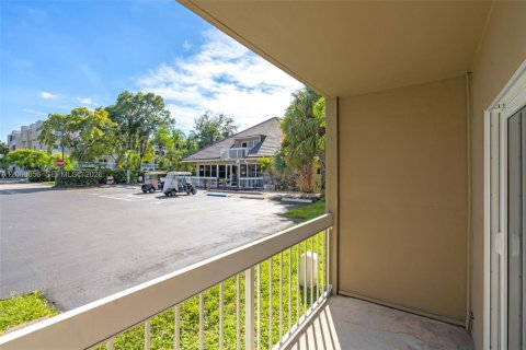 Copropriété à louer à Miami, Floride: 2 chambres, 74.69 m2 № 2392913 - photo 23