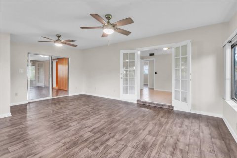 Villa ou maison à vendre à Saint Petersburg, Floride: 3 chambres, 136.94 m2 № 1902856 - photo 12