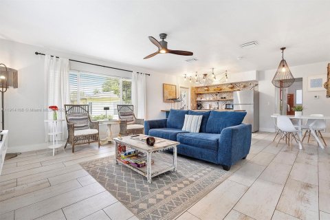 Immobilier commercial à vendre à Fort Lauderdale, Floride: 162.76 m2 № 1971257 - photo 4