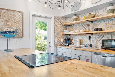 Immobilier commercial à vendre à Fort Lauderdale, Floride: 162.76 m2 № 1971257 - photo 13