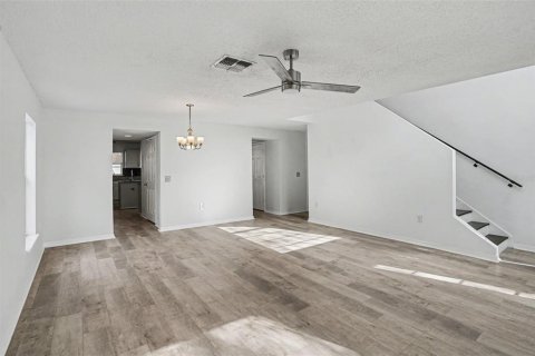 Villa ou maison à vendre à Riverview, Floride: 4 chambres, 277.13 m2 № 2098374 - photo 9