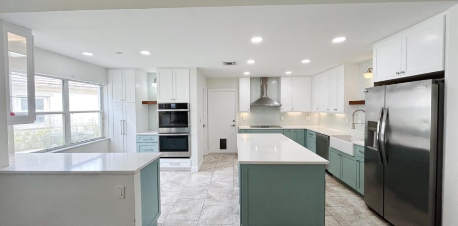 Villa ou maison à Lake Worth, Floride 3 chambres, 188.13 m2 № 2146753