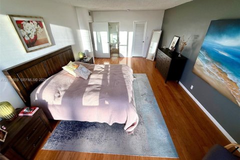 Condominio en venta en Miami Beach, Florida, 2 dormitorios, 141.21 m2 № 2435923 - foto 9
