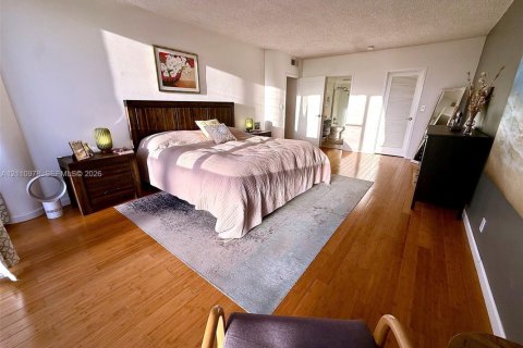 Condominio en venta en Miami Beach, Florida, 2 dormitorios, 141.21 m2 № 2435923 - foto 8