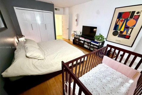 Condominio en venta en Miami Beach, Florida, 2 dormitorios, 141.21 m2 № 2435923 - foto 18