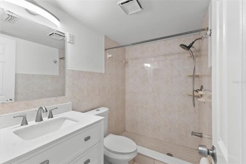 Touwnhouse à louer à Tampa, Floride: 2 chambres, 74.69 m2 № 2385600 - photo 21