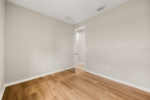 Villa ou maison à vendre à DeLand, Floride: 3 chambres, 140 m2 № 2408338 - photo 28