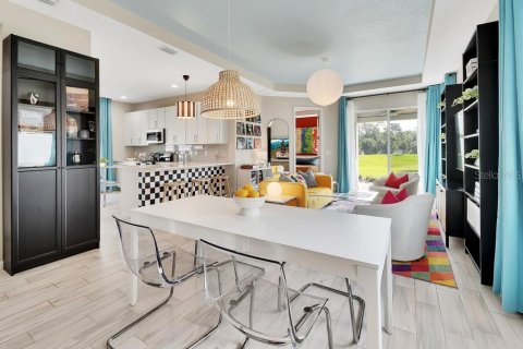 Villa ou maison à vendre à DeLand, Floride: 3 chambres, 140 m2 № 2408338 - photo 8