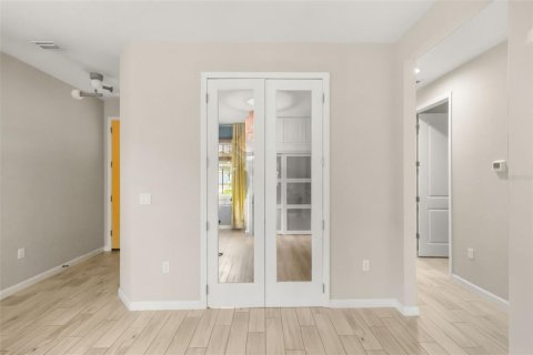 Villa ou maison à vendre à DeLand, Floride: 3 chambres, 140 m2 № 2408338 - photo 7