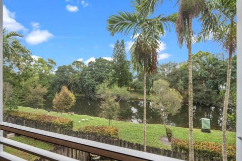 Copropriété à louer à Royal Palm Beach, Floride: 2 chambres, 73.67 m2 № 2146561 - photo 16