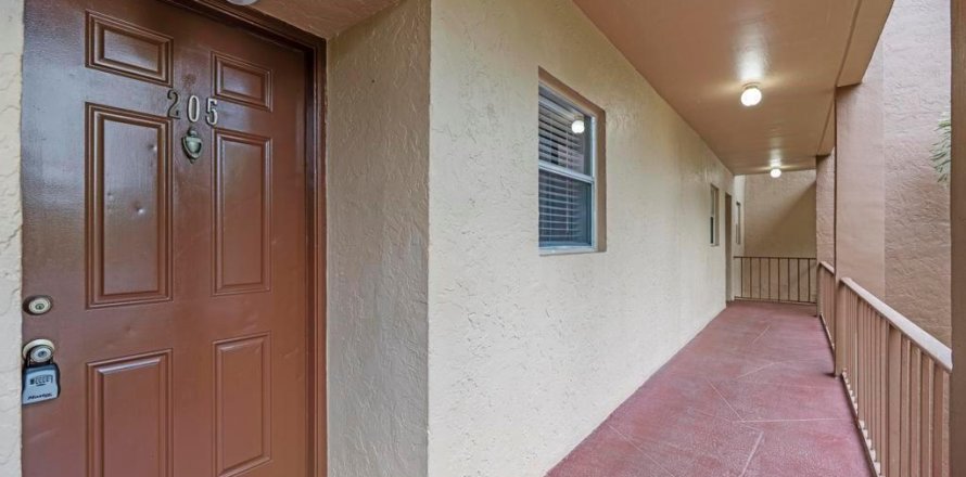 Condo à Royal Palm Beach, Floride, 2 chambres № 2146561