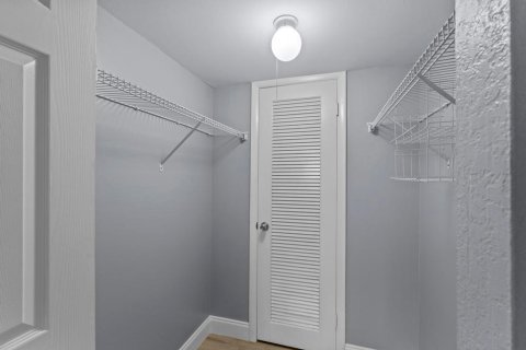 Copropriété à louer à Royal Palm Beach, Floride: 2 chambres, 73.67 m2 № 2146561 - photo 13