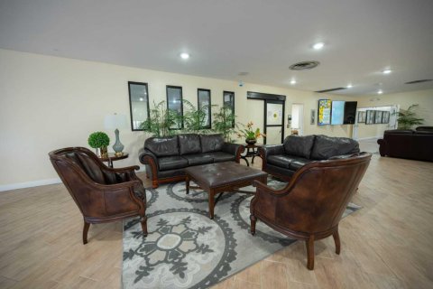 Купить кондоминиум в Санрайз, Флорида 3 комнаты, 78.97м2, № 2171664 - фото 15