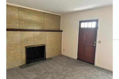 Villa ou maison à louer à DeLand, Floride: 3 chambres, 144.37 m2 № 1832751 - photo 3
