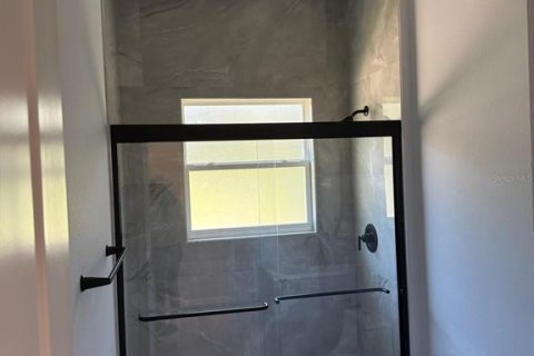 Casa en alquiler en Kissimmee, Florida, 4 dormitorios, 156.63 m2 № 1908167 - foto 11