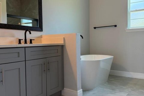 Casa en alquiler en Kissimmee, Florida, 4 dormitorios, 156.63 m2 № 1908167 - foto 8