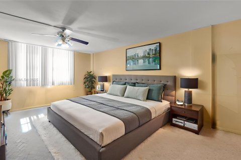 Copropriété à vendre à Hollywood, Floride: 2 chambres, 116.13 m2 № 1970890 - photo 4