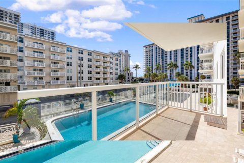 Copropriété à vendre à Hollywood, Floride: 2 chambres, 116.13 m2 № 1970890 - photo 24