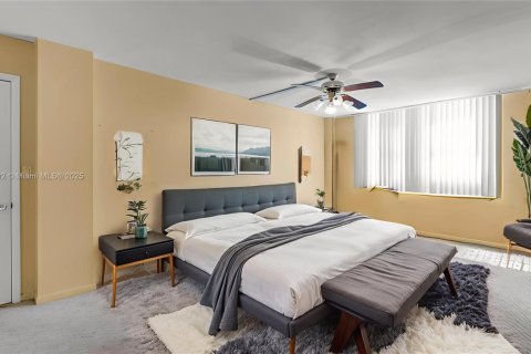 Copropriété à vendre à Hollywood, Floride: 2 chambres, 116.13 m2 № 1970890 - photo 5