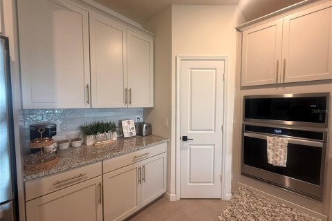 Casa en venta en Minneola, Florida, 4 dormitorios, 205.78 m2 № 2213433 - foto 13