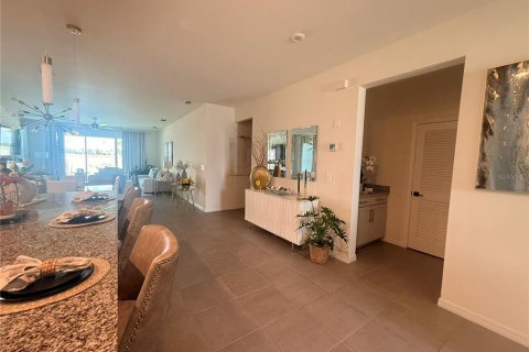 Casa en venta en Minneola, Florida, 4 dormitorios, 205.78 m2 № 2213433 - foto 5
