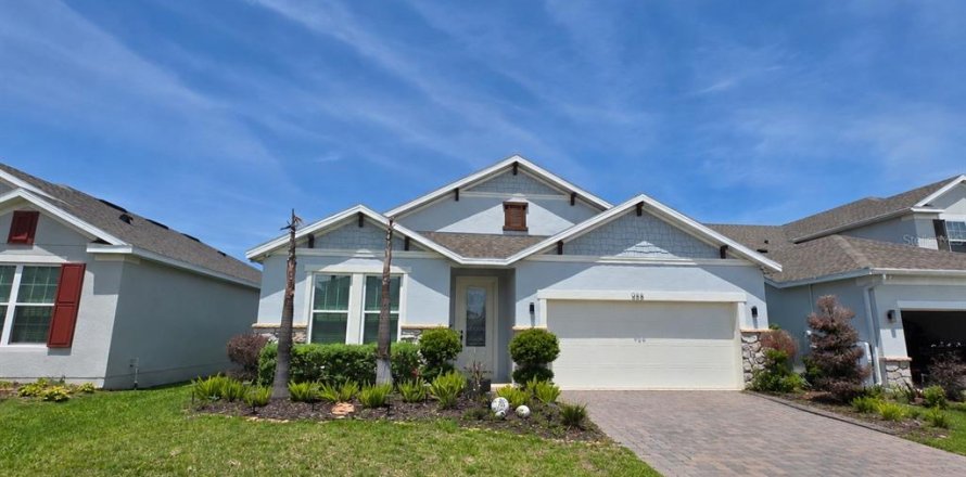 Casa en Minneola, Florida 4 dormitorios, 205.78 m2 № 2213433