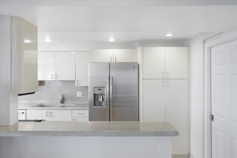 Copropriété à vendre à Fort Lauderdale, Floride: 2 chambres, 153.29 m2 № 2181944 - photo 11