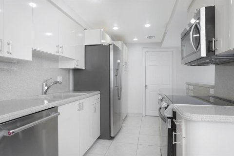 Copropriété à vendre à Fort Lauderdale, Floride: 2 chambres, 153.29 m2 № 2181944 - photo 9