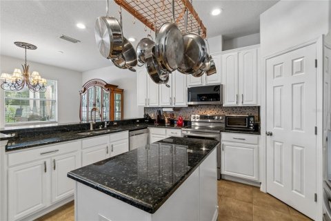 Villa ou maison à vendre à Riverview, Floride: 5 chambres, 302.49 m2 № 2225523 - photo 7