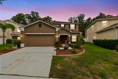 Villa ou maison à vendre à Riverview, Floride: 5 chambres, 302.49 m2 № 2225523 - photo 2