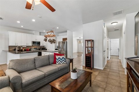 Villa ou maison à vendre à Riverview, Floride: 5 chambres, 302.49 m2 № 2225523 - photo 16
