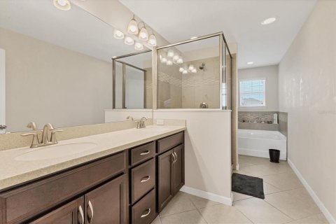 Adosado en venta en Bradenton, Florida, 3 dormitorios, 179.86 m2 № 1735224 - foto 18