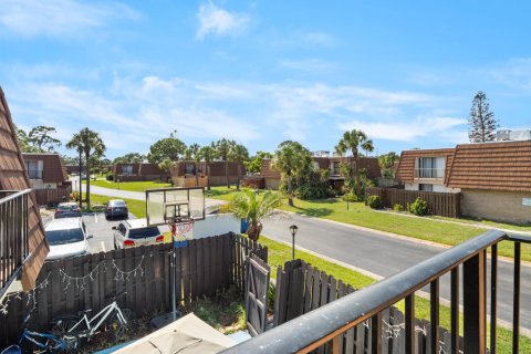 Touwnhouse à vendre à Palm Bay, Floride: 2 chambres, 114.83 m2 № 2083994 - photo 18