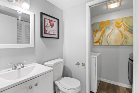 Touwnhouse à vendre à Palm Bay, Floride: 2 chambres, 114.83 m2 № 2083994 - photo 14