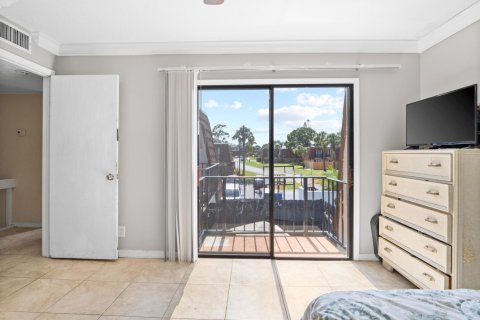 Touwnhouse à vendre à Palm Bay, Floride: 2 chambres, 114.83 m2 № 2083994 - photo 17