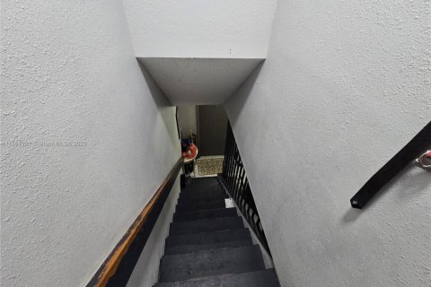 Touwnhouse à vendre à Margate, Floride: 2 chambres, 74.32 m2 № 1961221 - photo 5