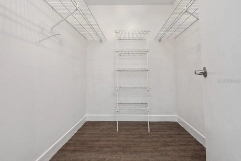Condominio en alquiler en Winter Park, Florida, 2 dormitorios, 138.89 m2 № 1885343 - foto 20