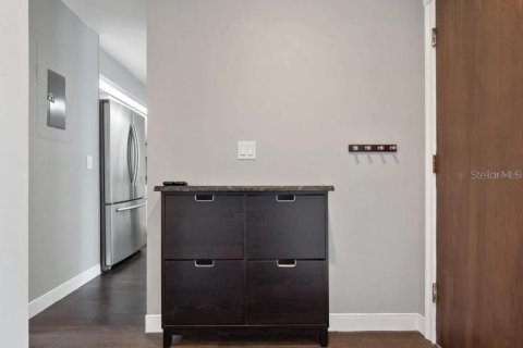 Condominio en alquiler en Winter Park, Florida, 2 dormitorios, 138.89 m2 № 1885343 - foto 12