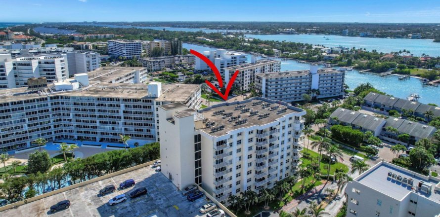 Condominio en South Palm Beach, Florida, 2 dormitorios № 1118670