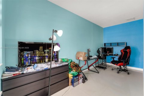Купить таунхаус в Хомстед, Флорида 3 спальни, 169.92м2, № 1577095 - фото 25