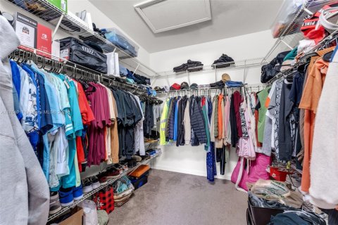Купить таунхаус в Хомстед, Флорида 3 спальни, 169.92м2, № 1577095 - фото 24