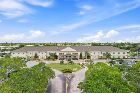 Condo in West Palm Beach, Florida, 1 bedroom № 2190296 - photo 30