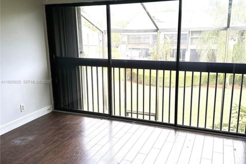 Купить таунхаус в Дейви, Флорида 3 спальни, 123.37м2, № 1983508 - фото 7