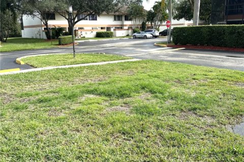 Купить таунхаус в Дейви, Флорида 3 спальни, 123.37м2, № 1983508 - фото 3