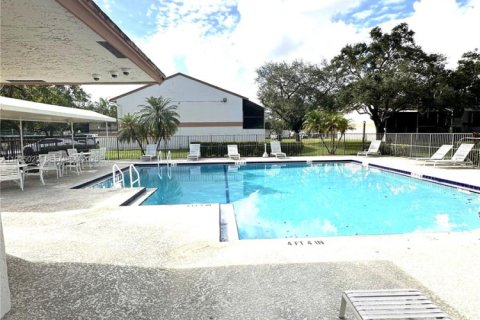 Купить таунхаус в Дейви, Флорида 3 спальни, 123.37м2, № 1983508 - фото 1