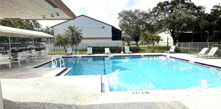 Таунхаус в Дейви, Флорида 3 спальни, 123.37м2 № 1983508