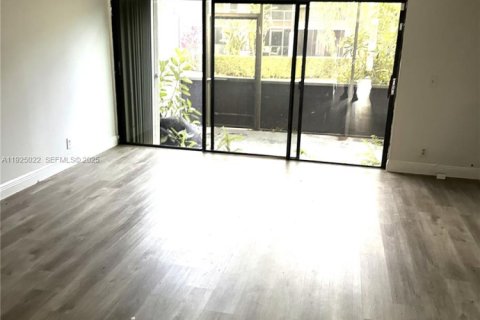 Купить таунхаус в Дейви, Флорида 3 спальни, 123.37м2, № 1983508 - фото 15