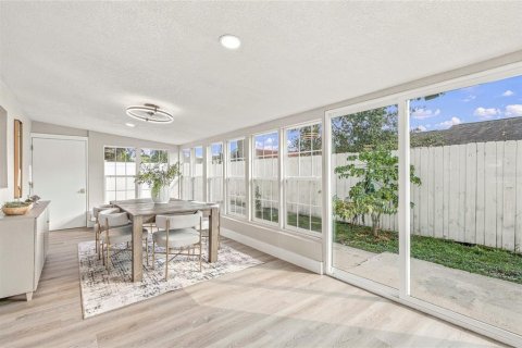 Villa ou maison à vendre à Tampa, Floride: 3 chambres, 107.4 m2 № 2429136 - photo 12