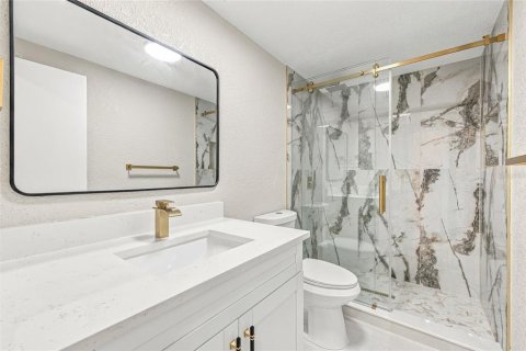 Villa ou maison à vendre à Tampa, Floride: 3 chambres, 107.4 m2 № 2429136 - photo 24